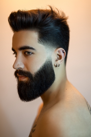 Mantener una barba elegante y con sin pasar a diario la barbería